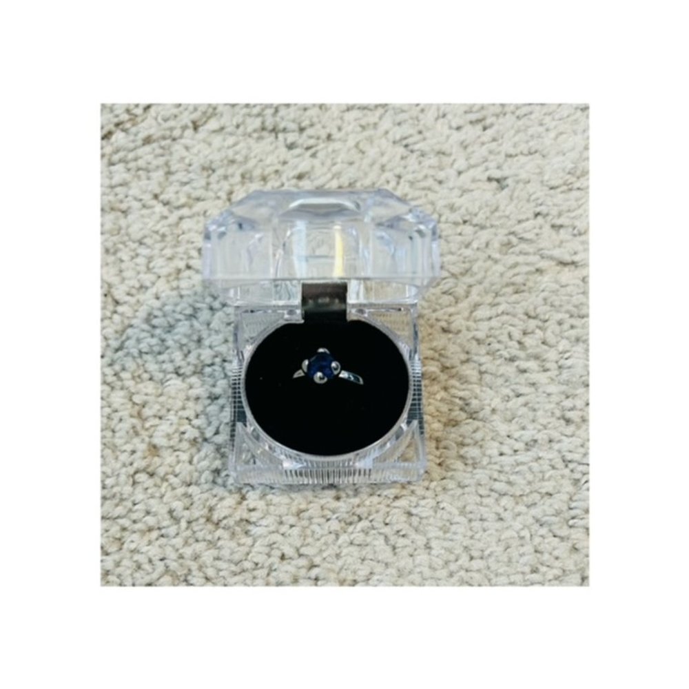 Silver Plated Blue Gemstone Ring. NWOT